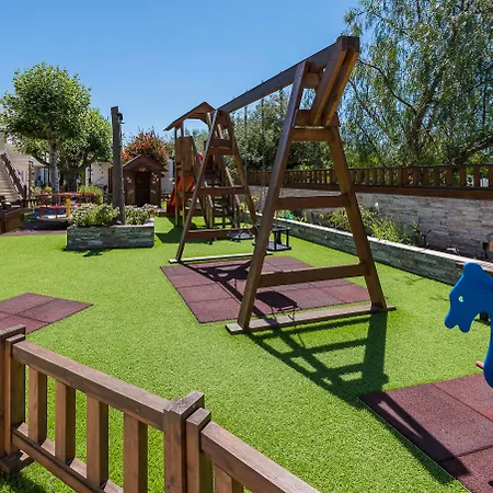 Отель Gaia Garden