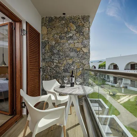 Gaia Garden Отель 3*