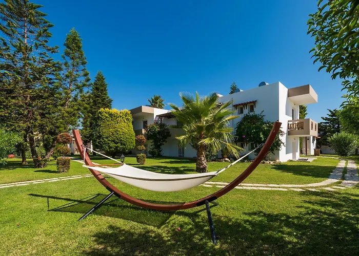 Gaia Garden Hotel 3*