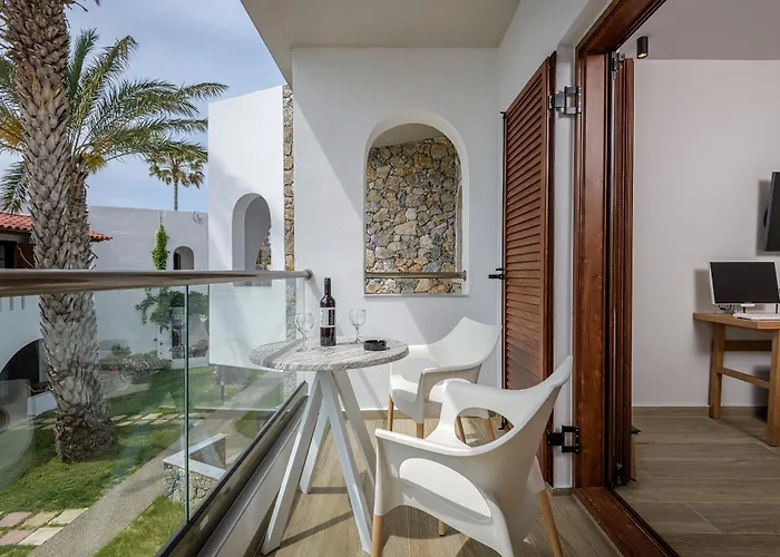 Hotel Gaia Garden 3*