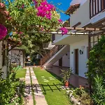 Ξενοδοχείο Gaia Garden 3*