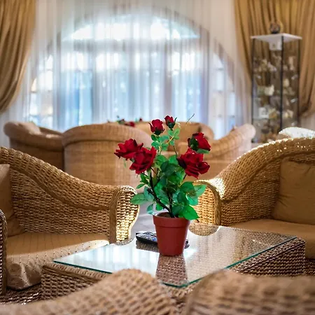 Ξενοδοχείο Gaia Garden 3*